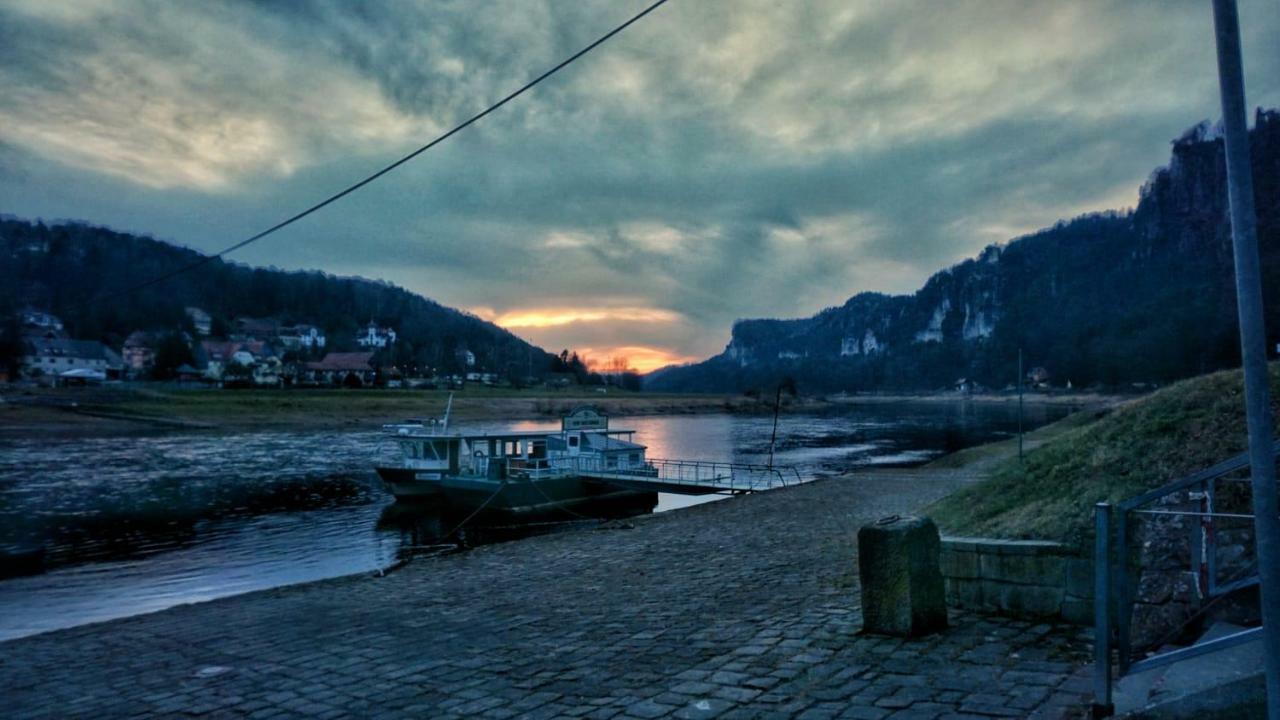 Ferienwohnung Sorgatz Konigstein an der Elbe Bagian luar foto